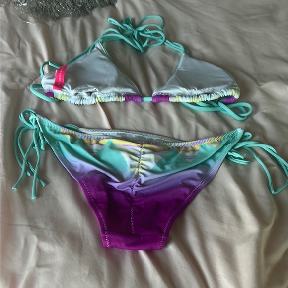 Colorful Triangle Bikini Set - Picture 2 of 2